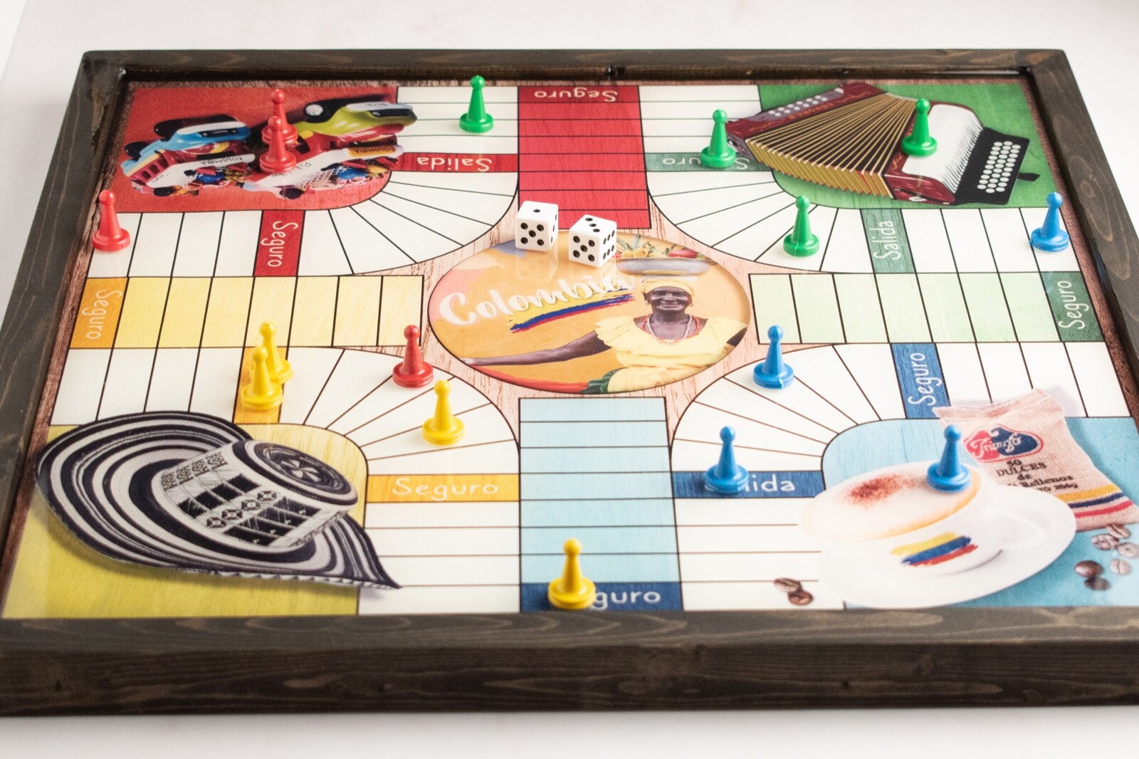 Parchis Board for 2 until 4 persons. Colombia game parqués, hand made