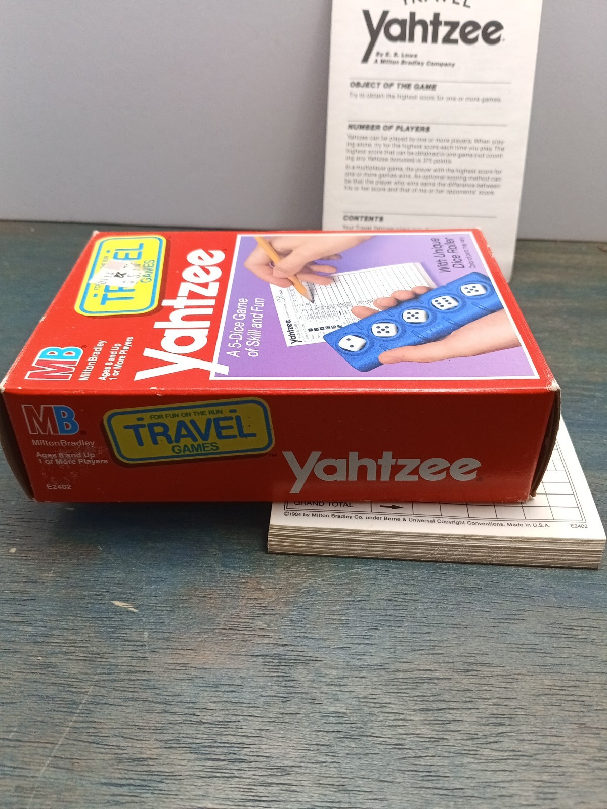 VTG 1989 Yahtzee Travel Game by MB Milton Bradley Age 8 & Up 1 or more players