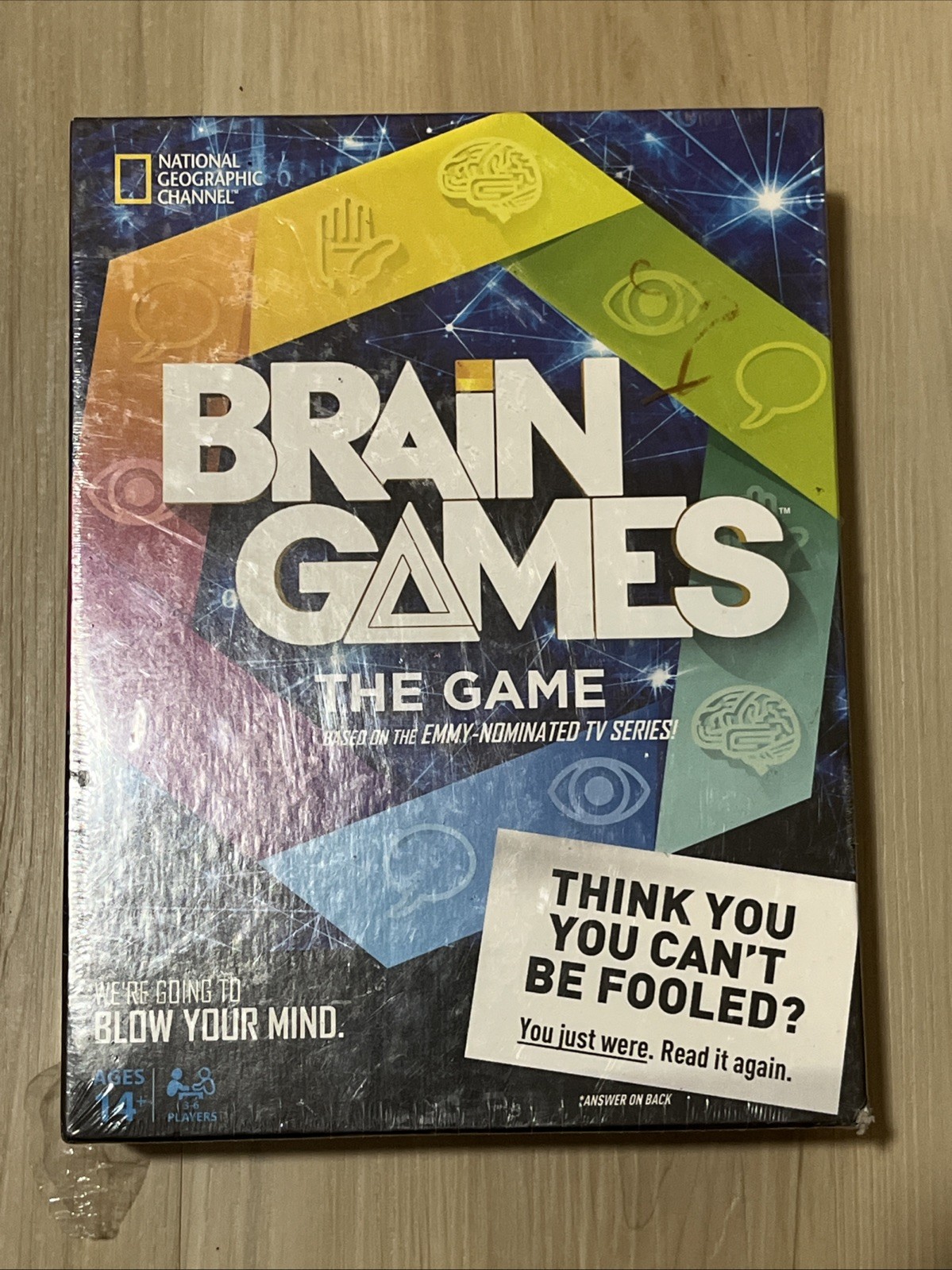 BRAIN GAMES by National Geographic Board Game 100% COMPLETE 2015
