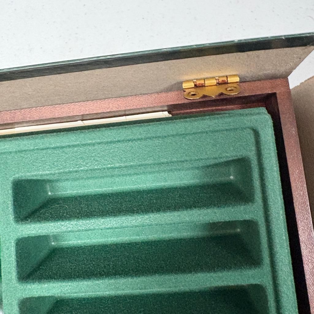 Monopoly The Heirloom Edition Parker Brothers 1997 Wooden Box Board Game Partial