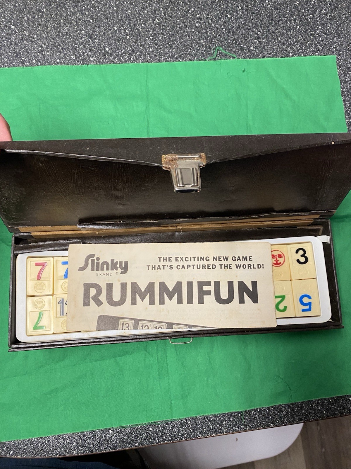 Complete Set RUMMIFUN Slinky Brand VTG Family Game Faux Leather Carrying Case