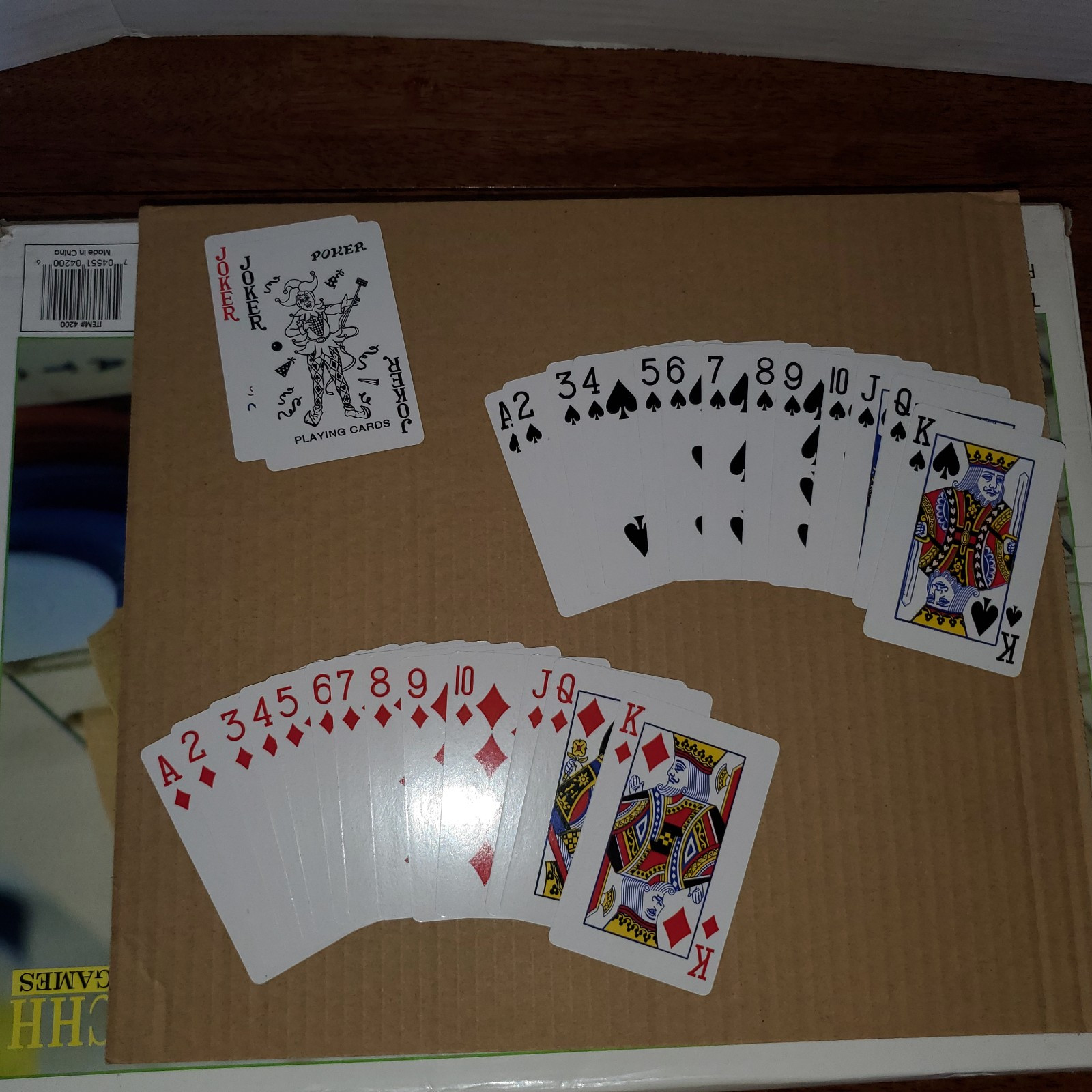 New (Open Box See Pic) CHH The Racing Horse Game Wooden Board NIB Thoroughbred.