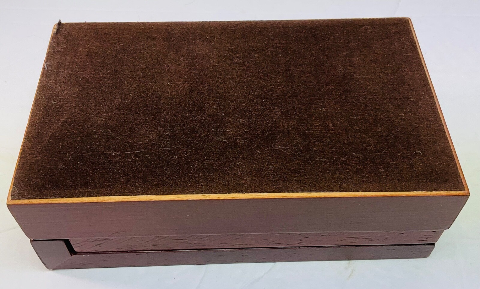 National Geographic Wood Cribbage Board Magnetic Closure Missing Pegs