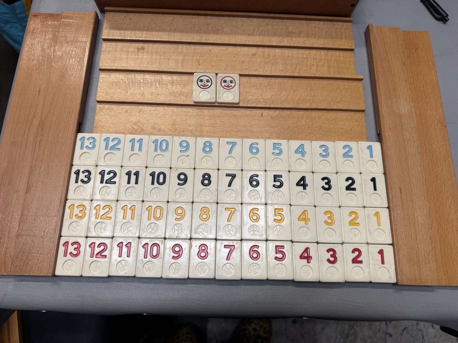 VTG Rummikub 1950’s All Wood Box & Wood Sides W/ Metal Brackets- 106 TILES