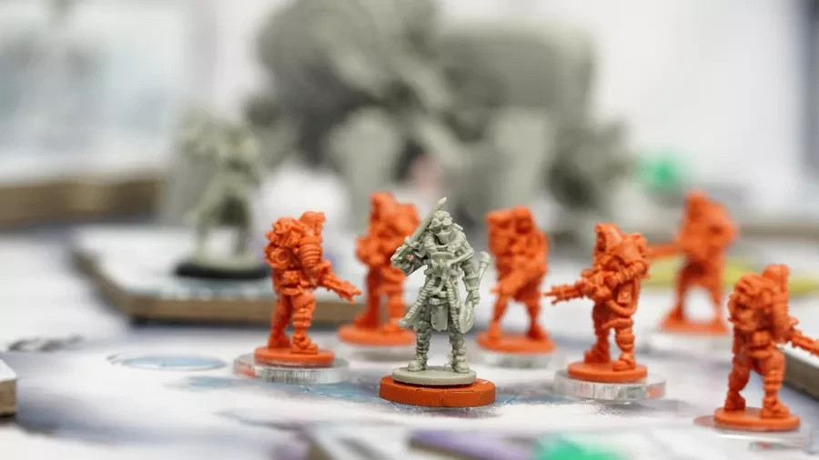 D.E.I. (Divide et Impera) A game of exploration and survival