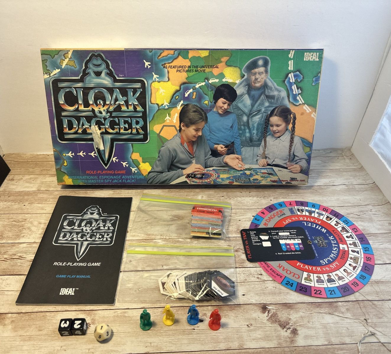 VINTAGE 1984 Cloak and Dagger Role Playing Board Game – Complete