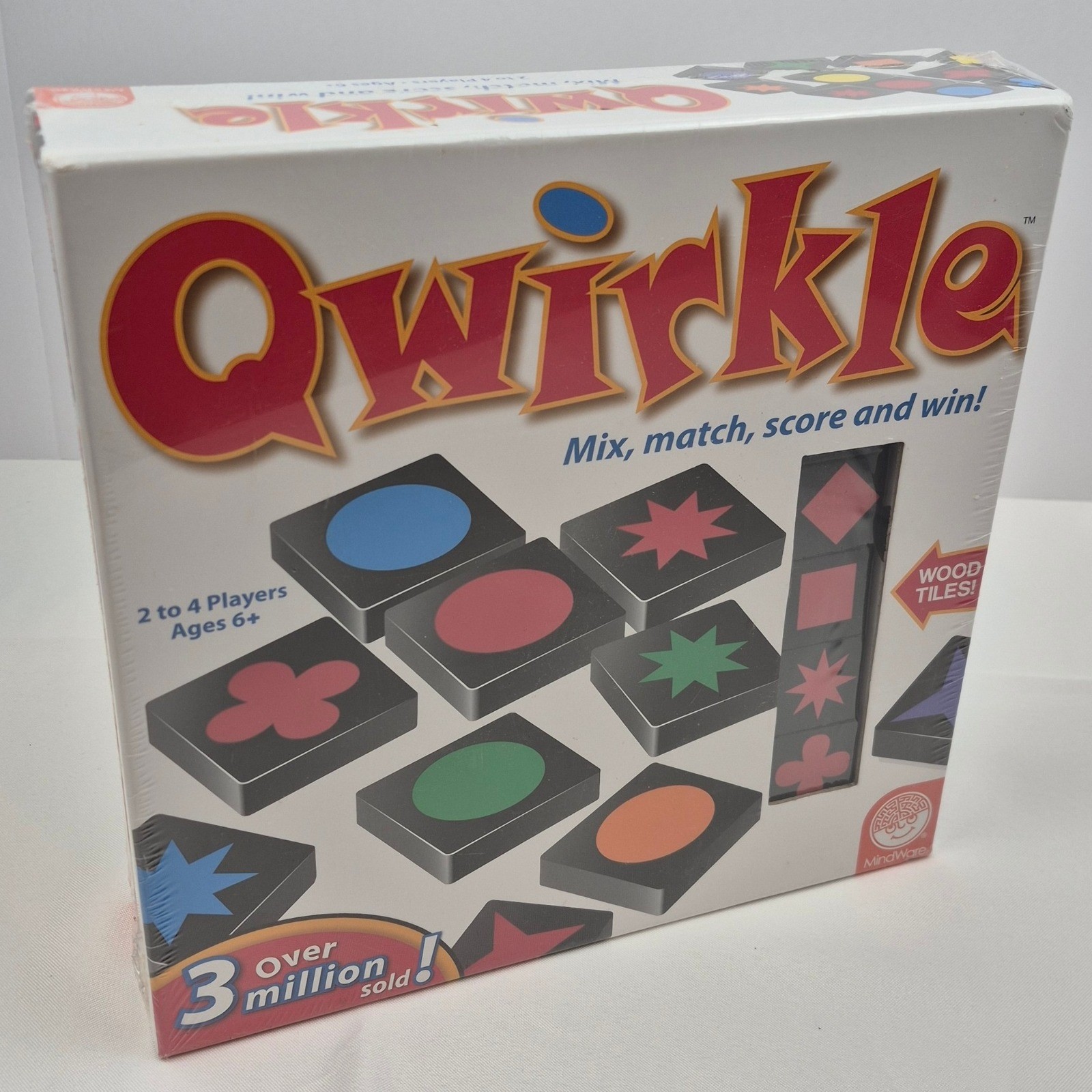 Qwirkle Board Game MindWare NEW Sealed Family Strategy Shapes Colors Puzzle 6+