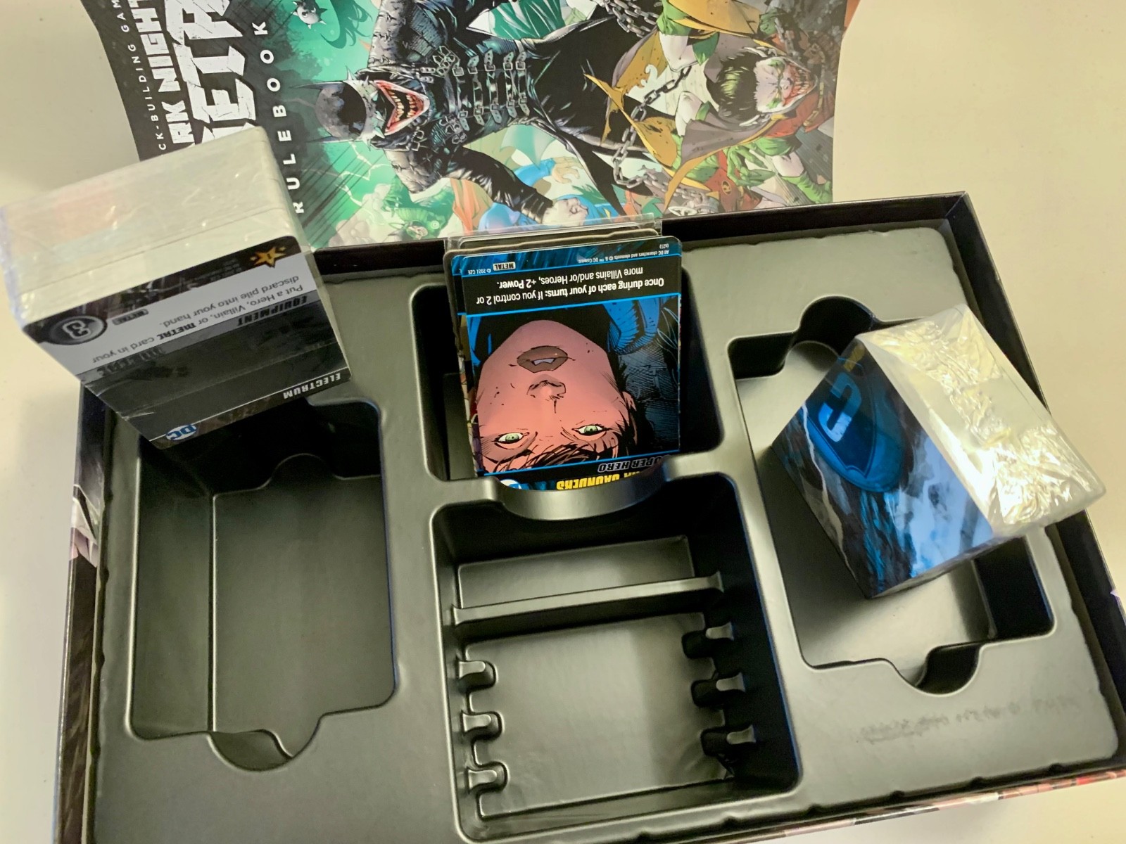 DC Dark Nights Metal Deck-Building Game Cryptozoic – Complete