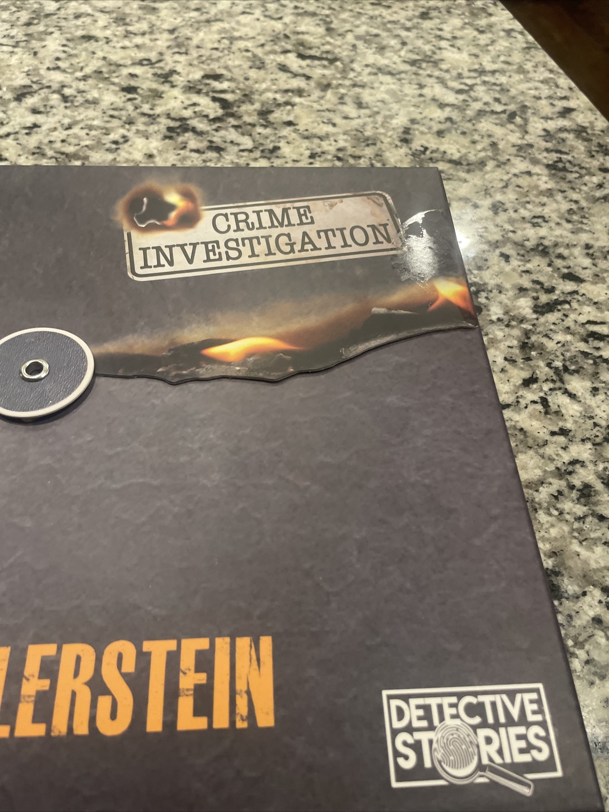 Murder Mystery Party Case Files: Fire in Alderstein Party Game