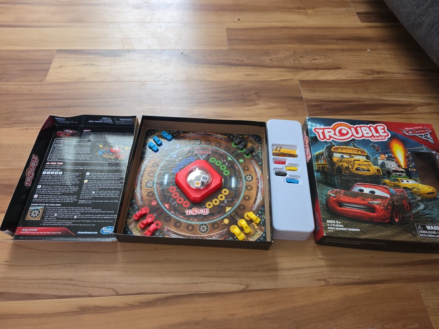 Disney Pixar Cars 3 Trouble Game COMPLETE Hasbro Gaming 2016 Pop O Matic Race