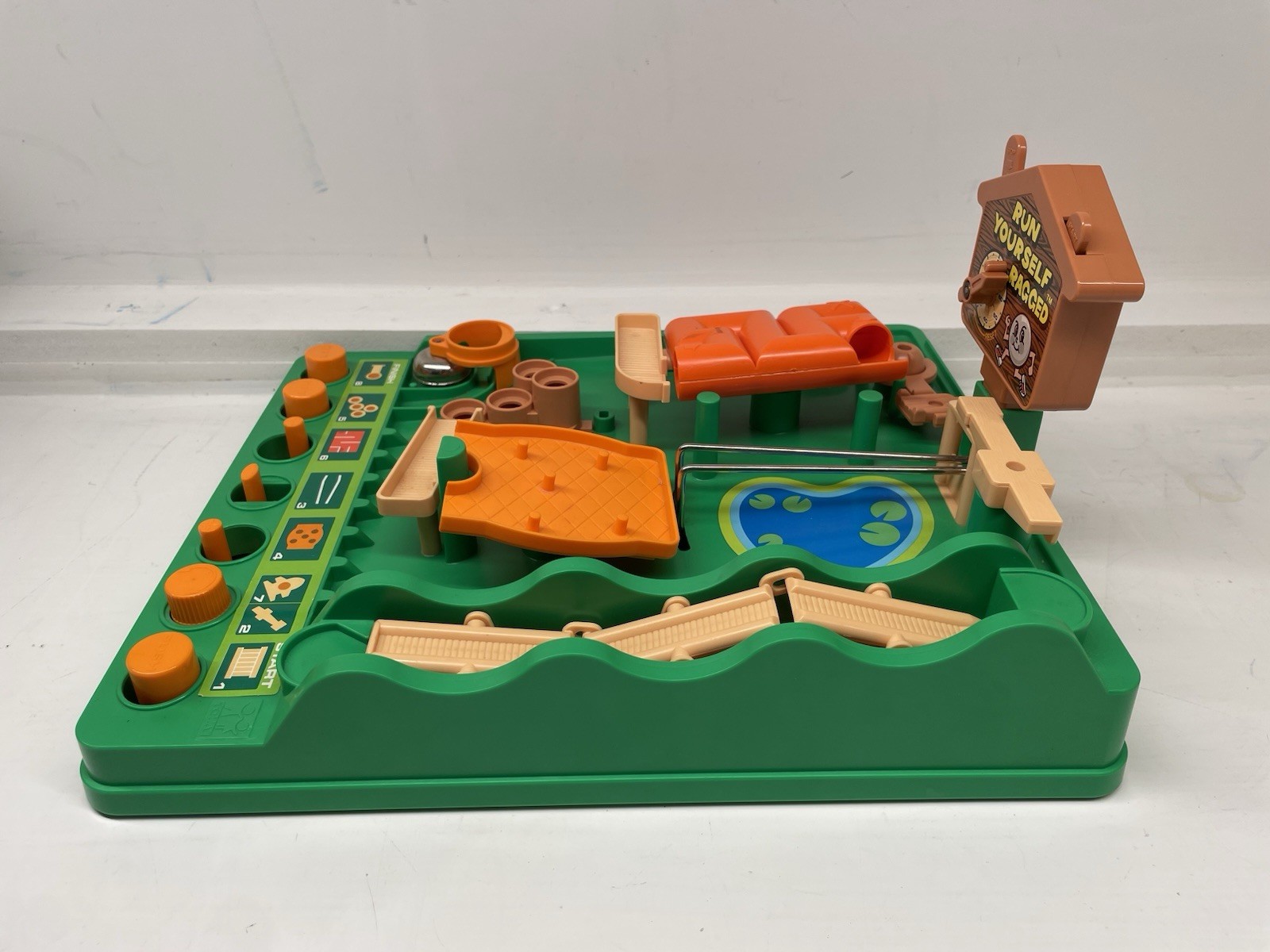 Vintage 1979 Run Yourself Ragged TOMY Maze Game Rugged Obstacle Course