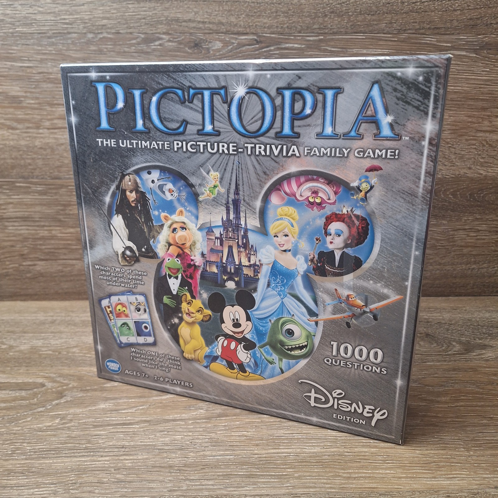 *Sealed* Pictopia World of Disney Edition Family Picture Trivia Board Game