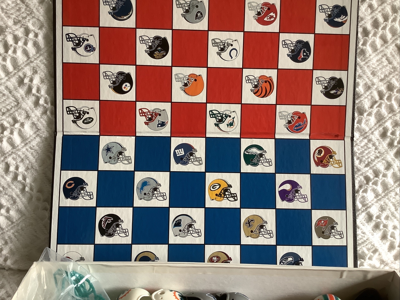 New England Patriots Checkers Set VS Miami Dolphins – 1993 Edition