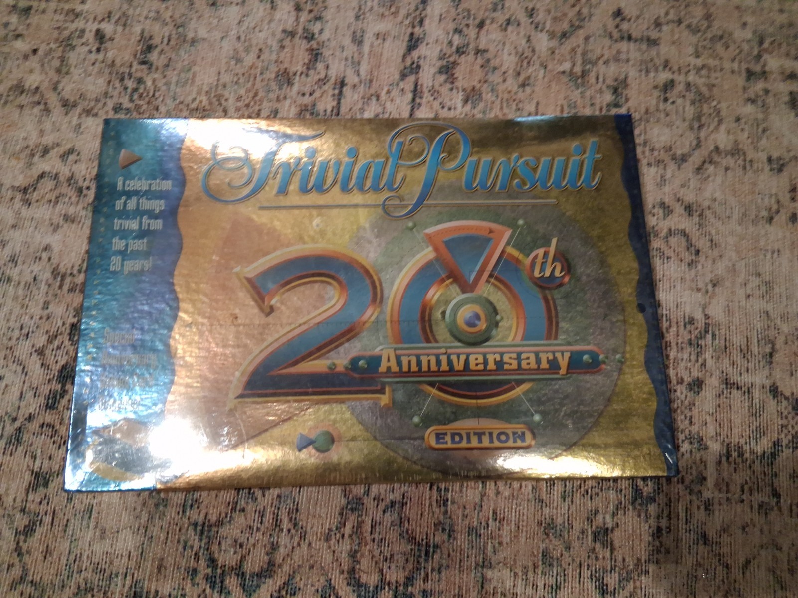 Trivial Pursuit 20th Anniversary Edition 2002 Hasbro Board Game – Complete