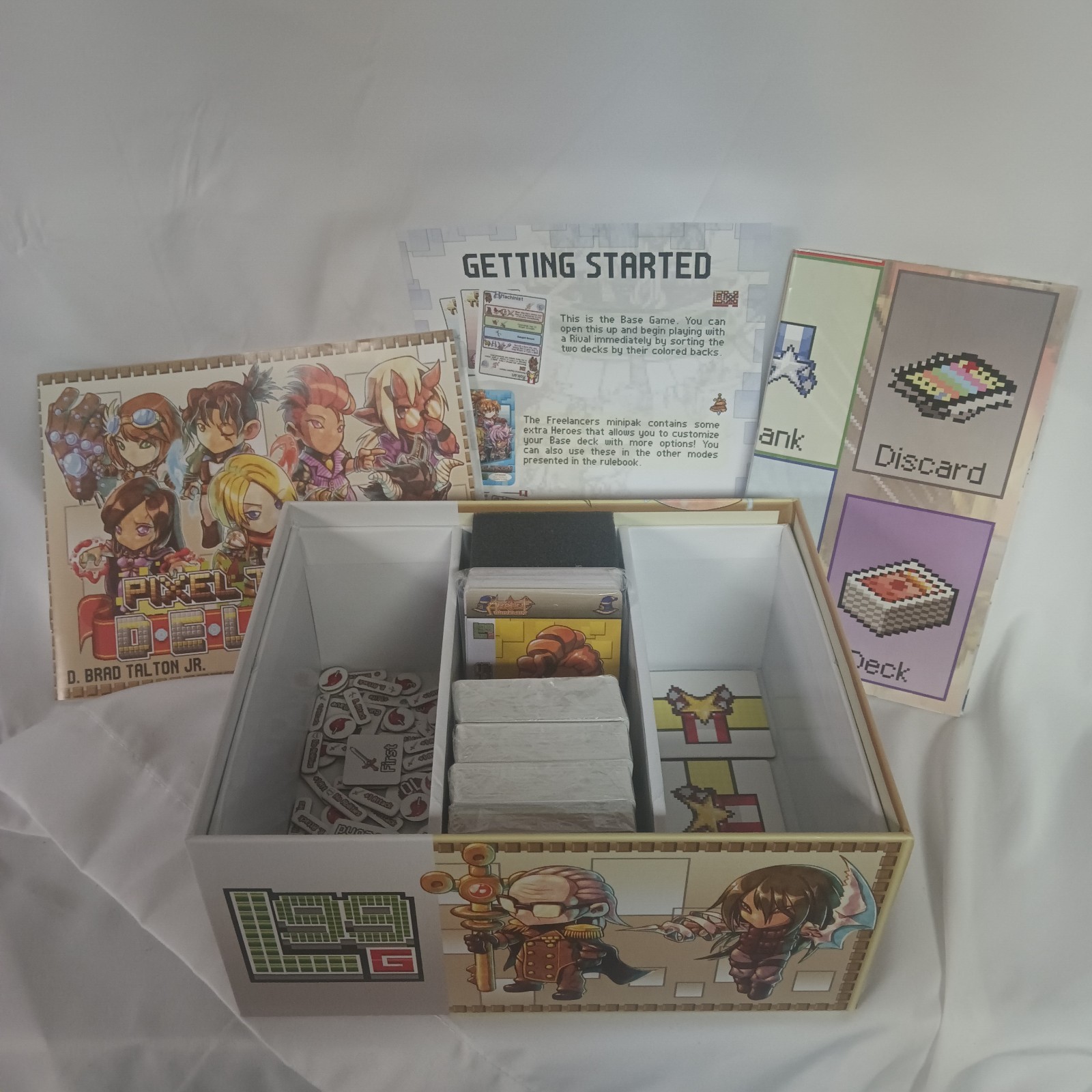 Pixel Tactics Deluxe Board Game by Level 99 Game – Barely Used Complete