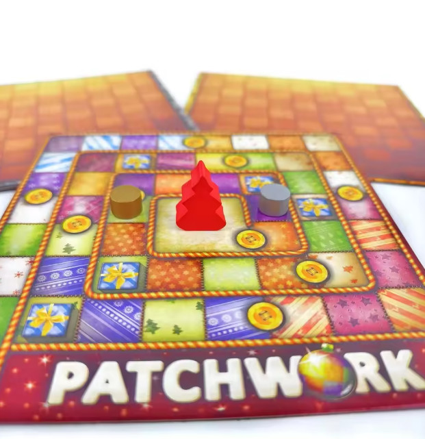 Lookout Games- Patchwork: Christmas Edition Board Game