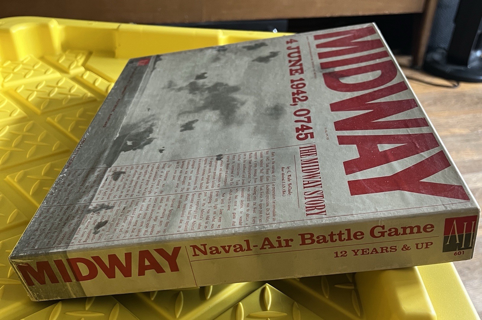Midway Naval-Air Battle Game Avalon Hill 12 Years and Up (all punched)