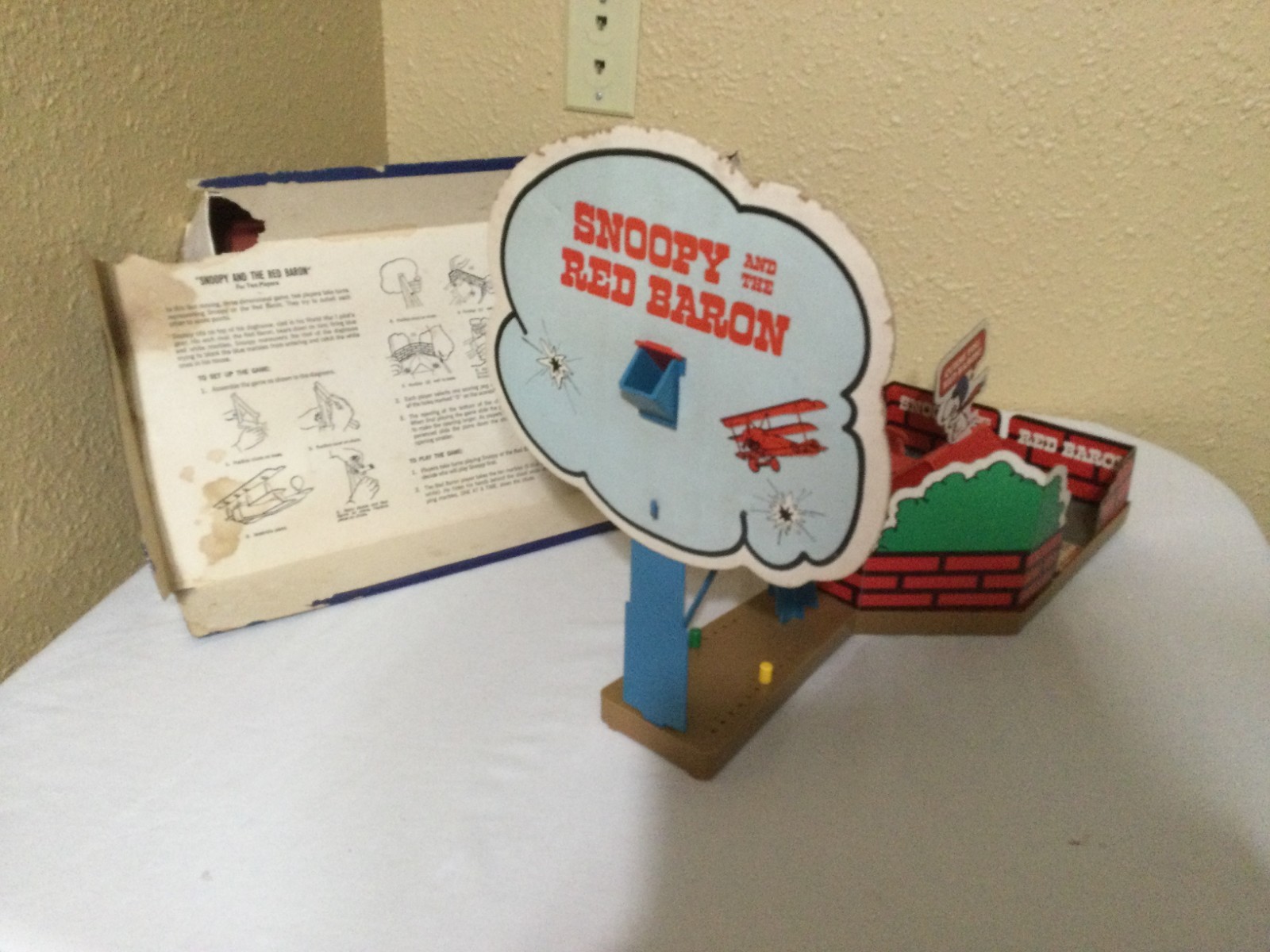 Vintage 1970 Snoopy And The Red Baron Skill and Action Game INCOMPLETE For Parts