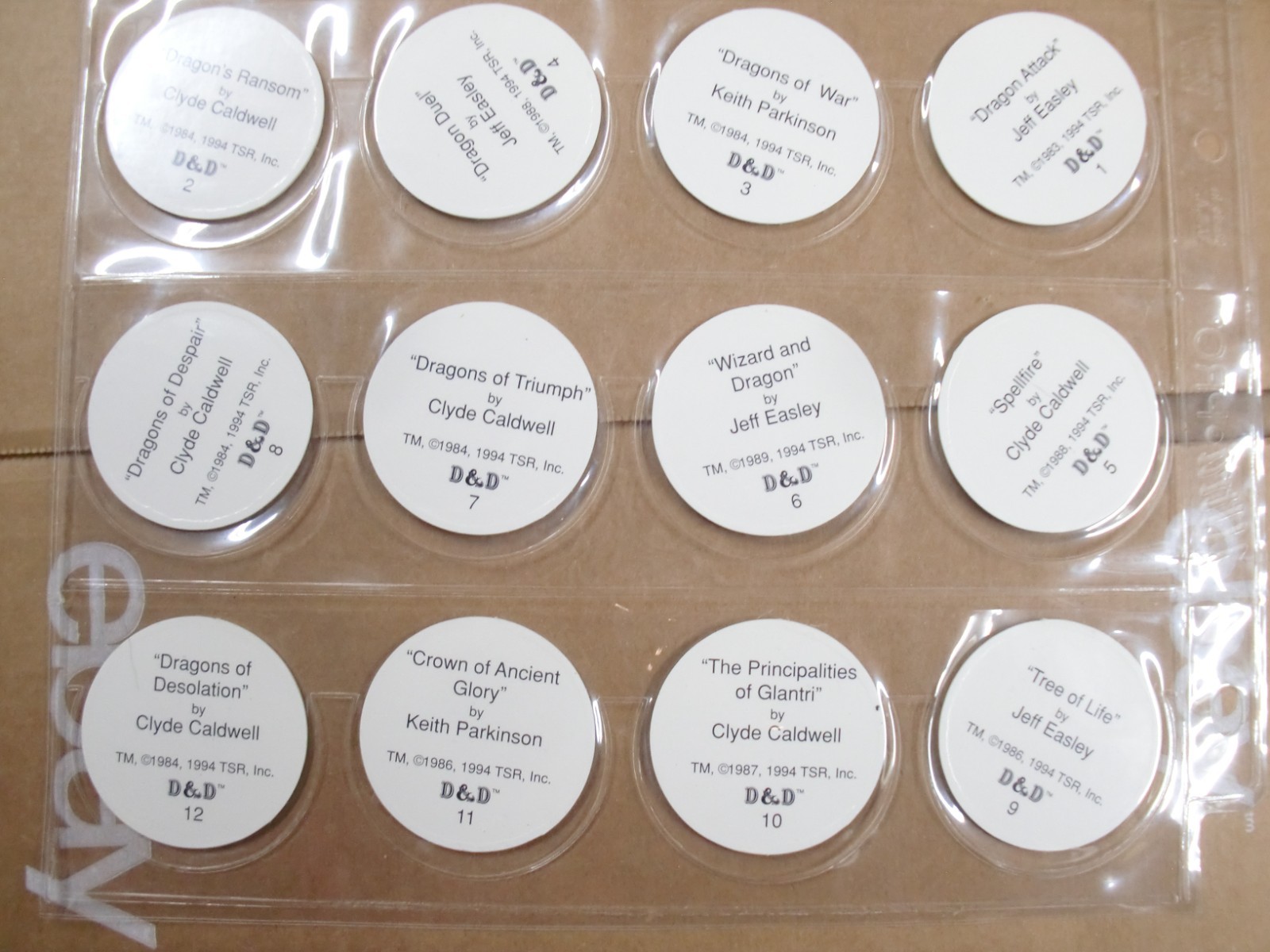 POGS/MILKCAPS DUNGEONS & DRAGONS COMPLETE SET OF (30) +2 SHEETED BY TSR IN 1994
