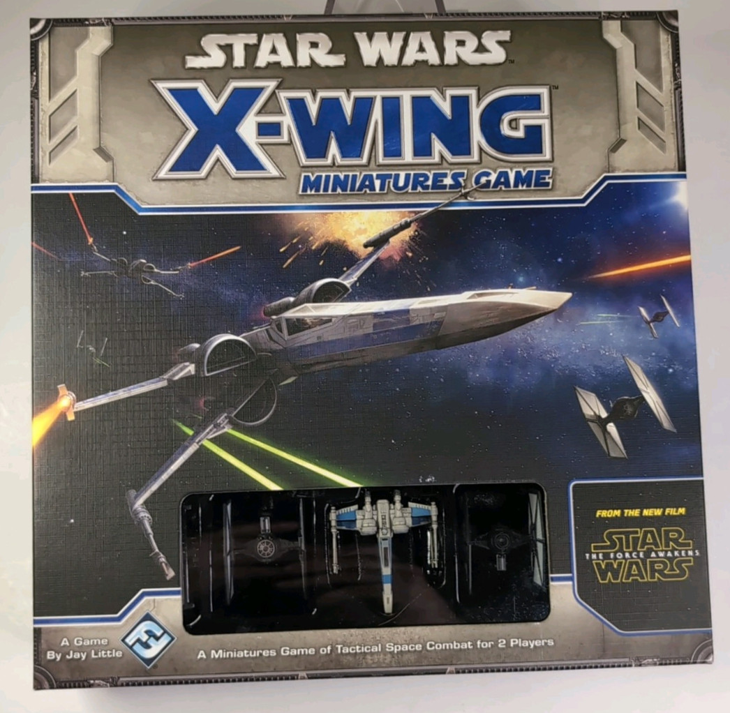 Star Wars X-Wing Miniatures Game Core Set Fantasy Flight Game (SWX36)