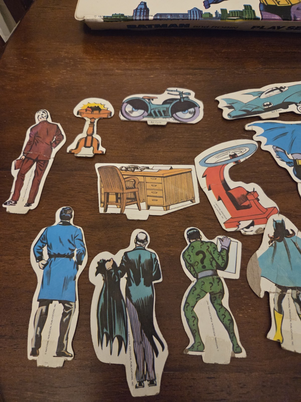 Batman & Robin 1973 Ideal Vinyl Foldout Play Set Cardboard Figures Mego
