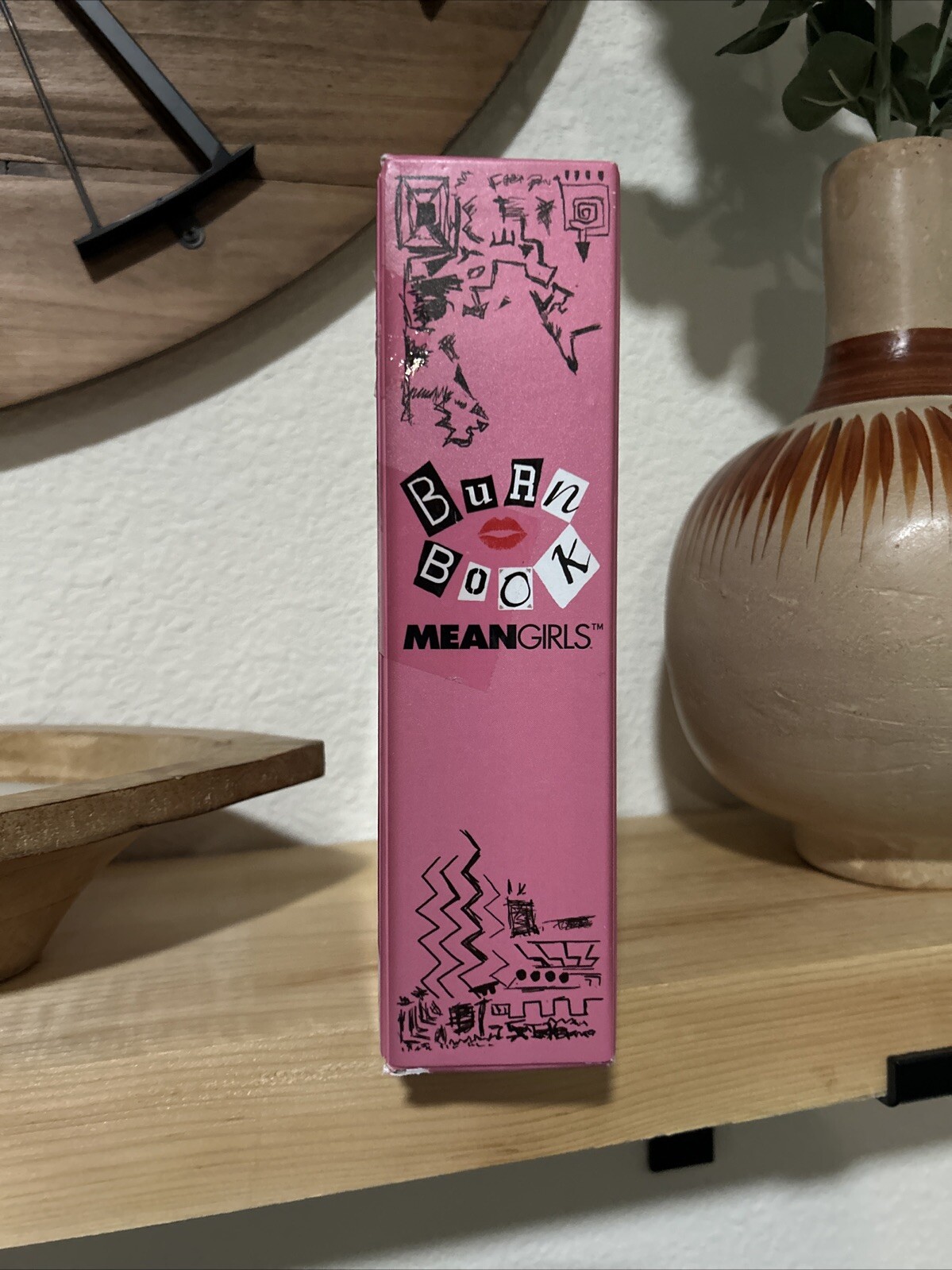 MEAN GIRLS – Burn Book A Party Game Board Game New!