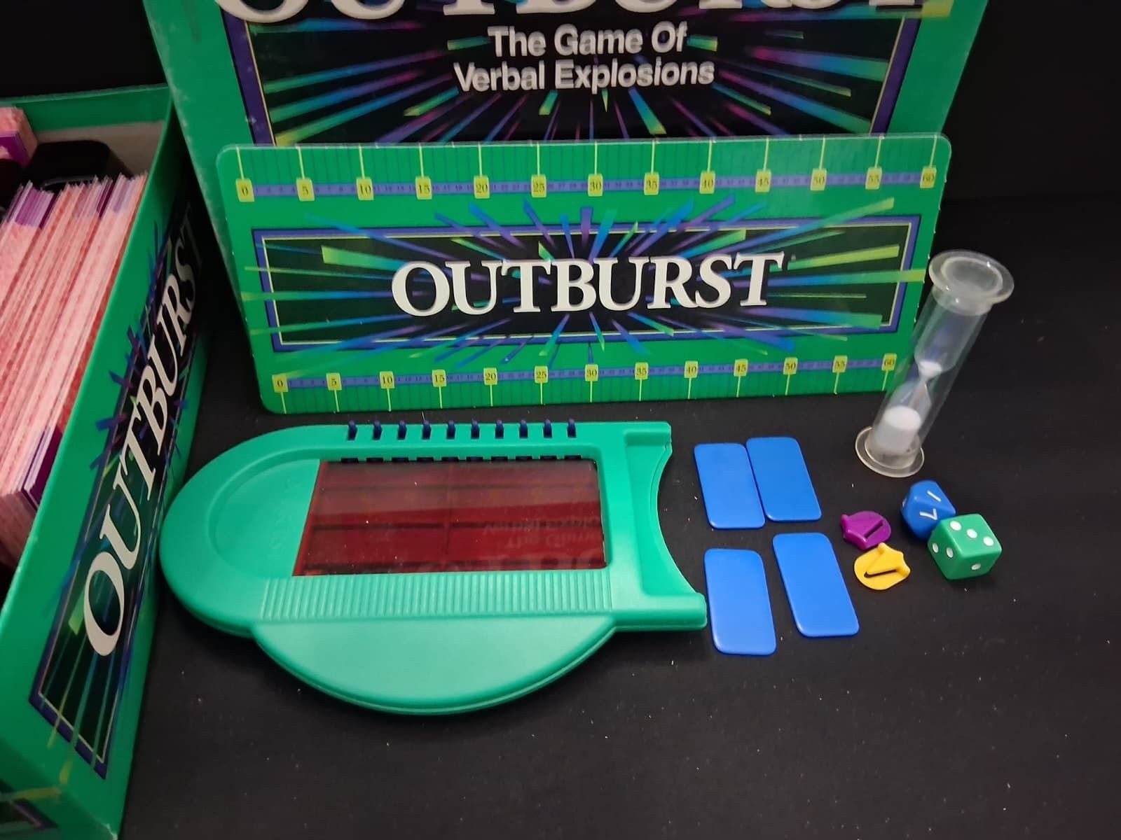 Outburst Board Game Parker Brothers 400 Cards Missing 2 Blue Pass Chips – [B-15]