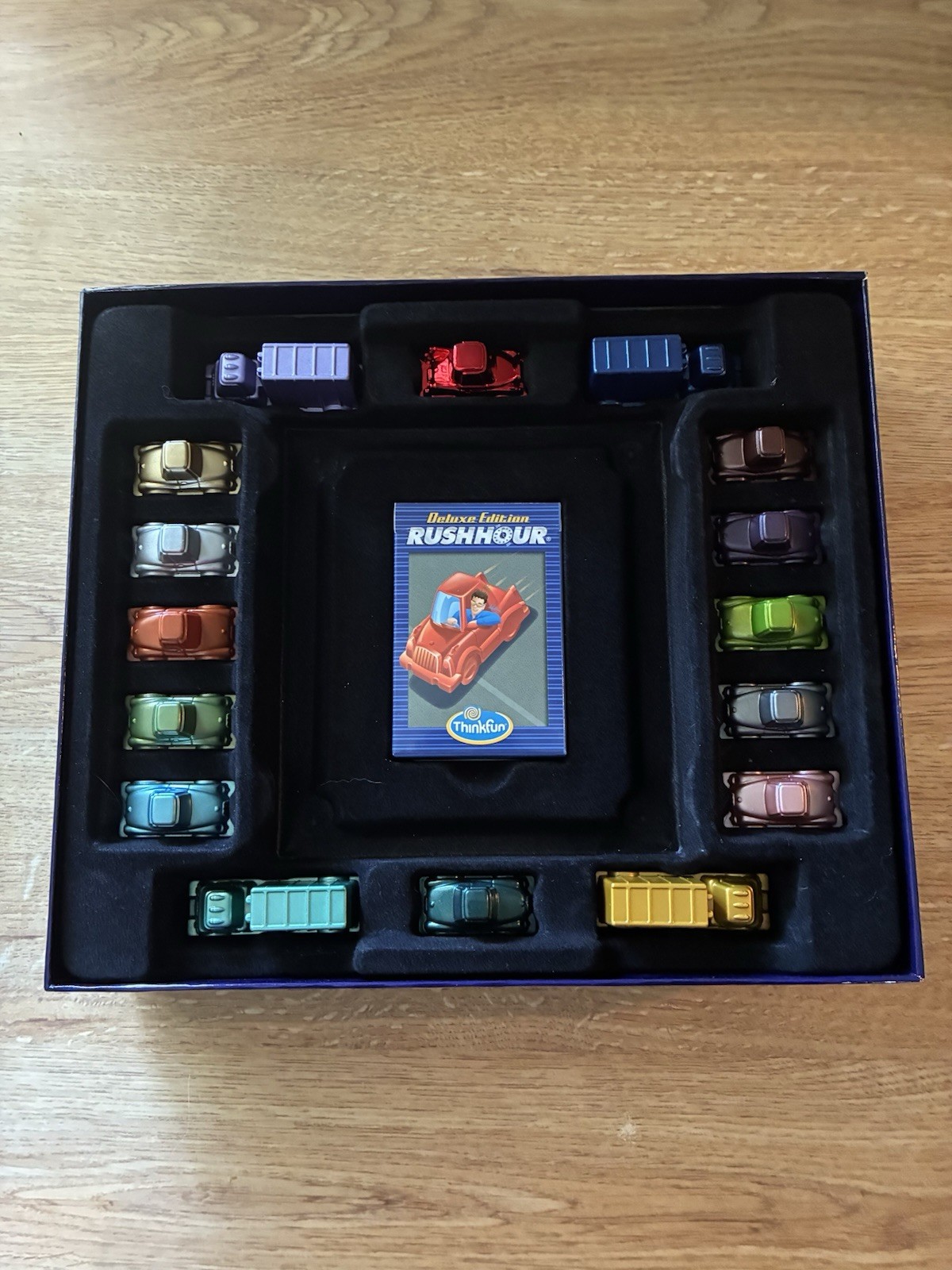 ThinkFun Rush Hour Deluxe Edition Sliding-Block Game Cars New Other 2010