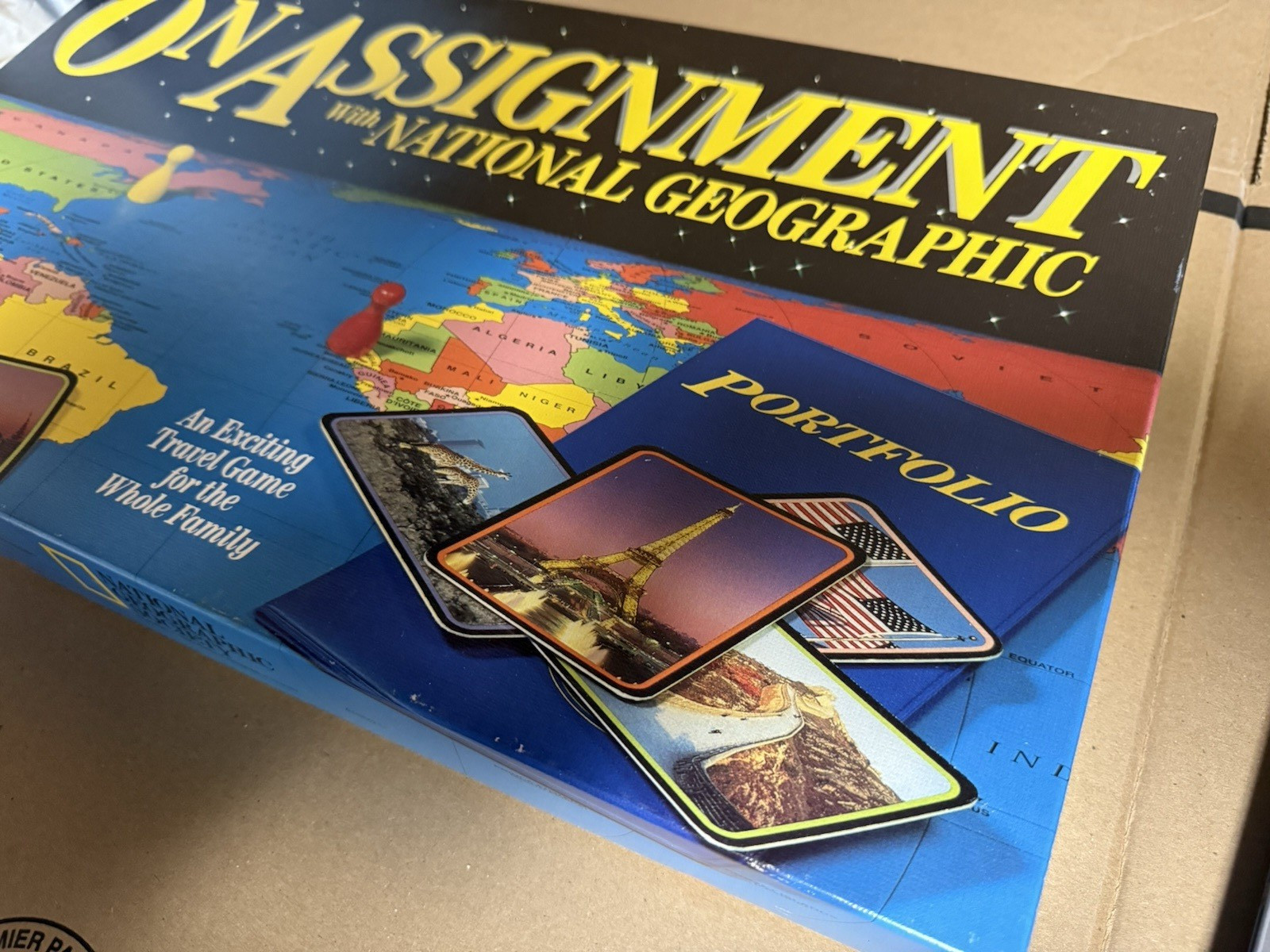 On Assignment With National Geographic Travel Board Game Vintage MINT CONDITION