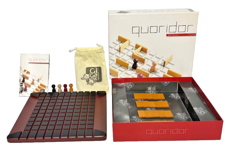Quoridor Gigamic Wooden Strategy Complete Board Game Complete Mensa Award Winner
