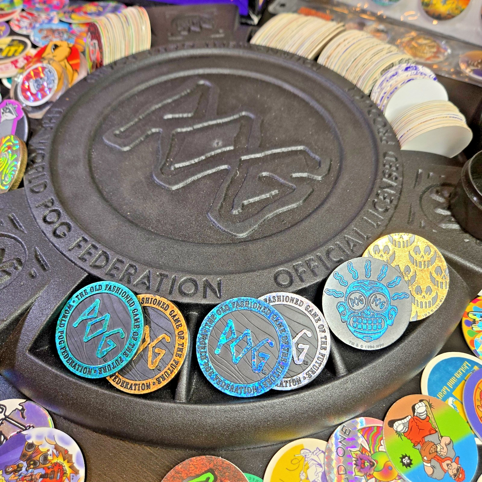 Vintage POG The Game, World POG Federation Milton Bradley Set 200+ POG’s 1995