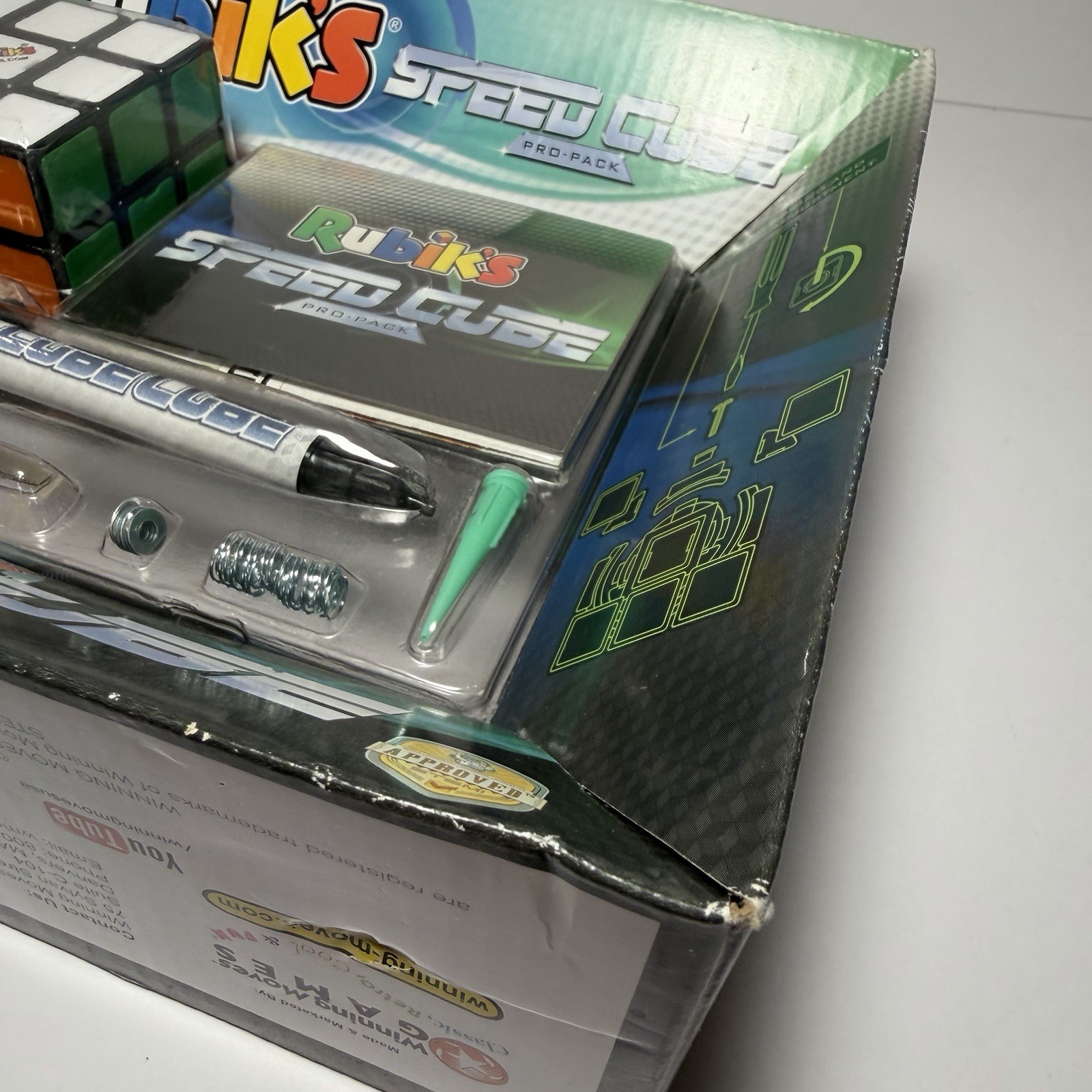 Rubik’s Speed Cube Pro Pack Kit Winning Moves Games New In Damaged Box Cubing
