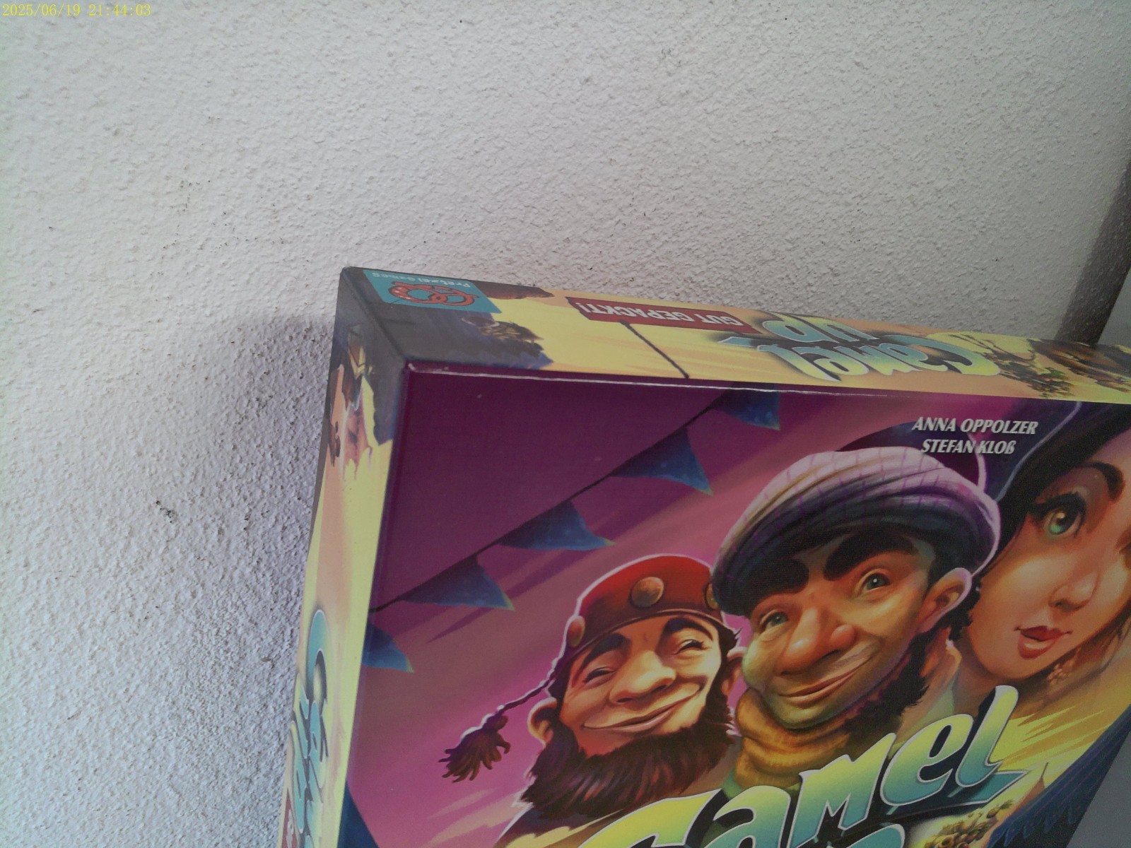 Pretzel Games Camel Up Well Boxed Board Game