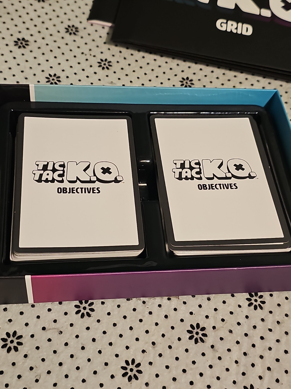 New Tic Tac KO Cute vs Evil Card Game 8+ K.O. 2-4 Players Unstable Used