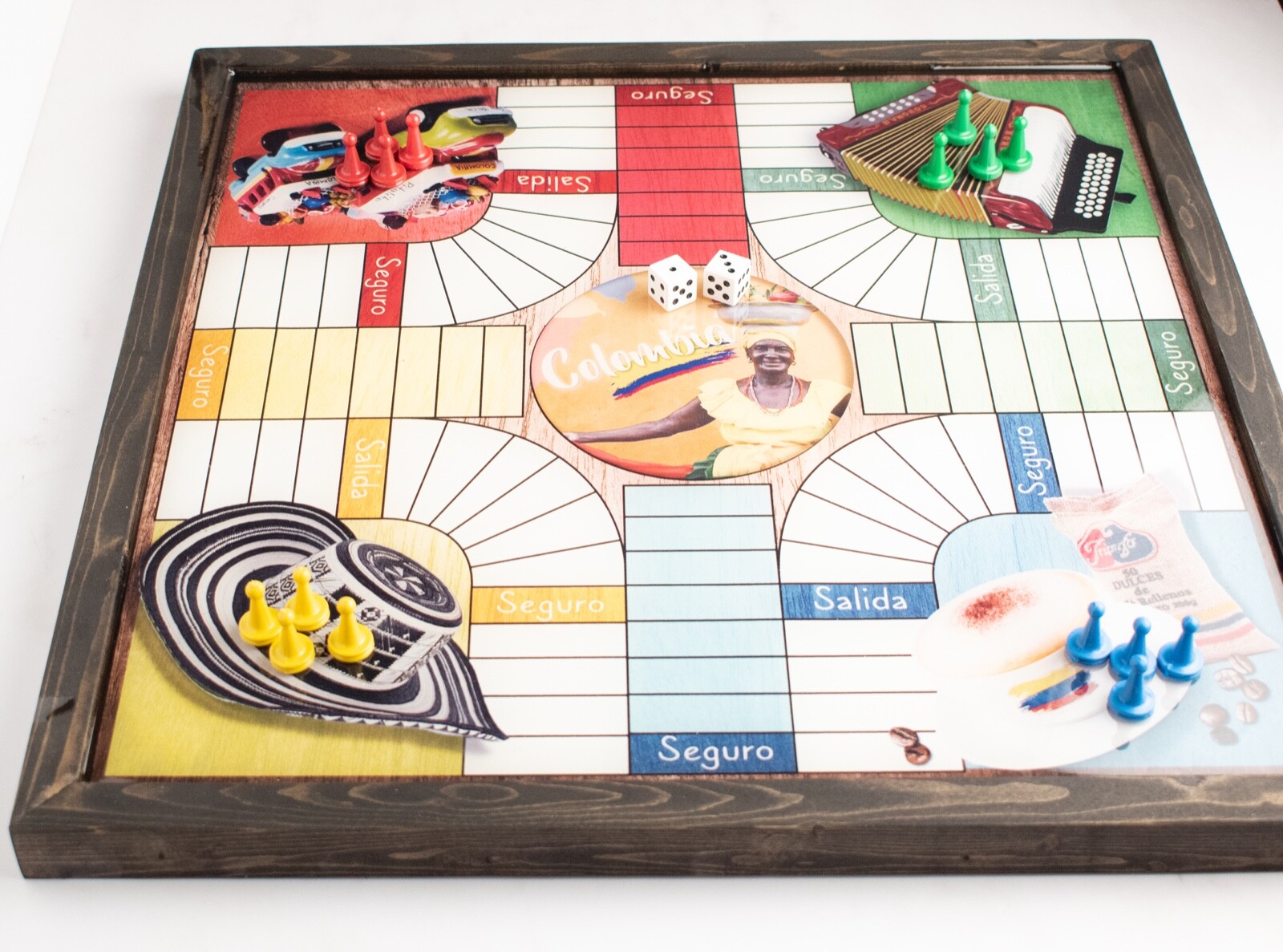 Parchis Board for 2 until 4 persons. Colombia game parqués, hand made