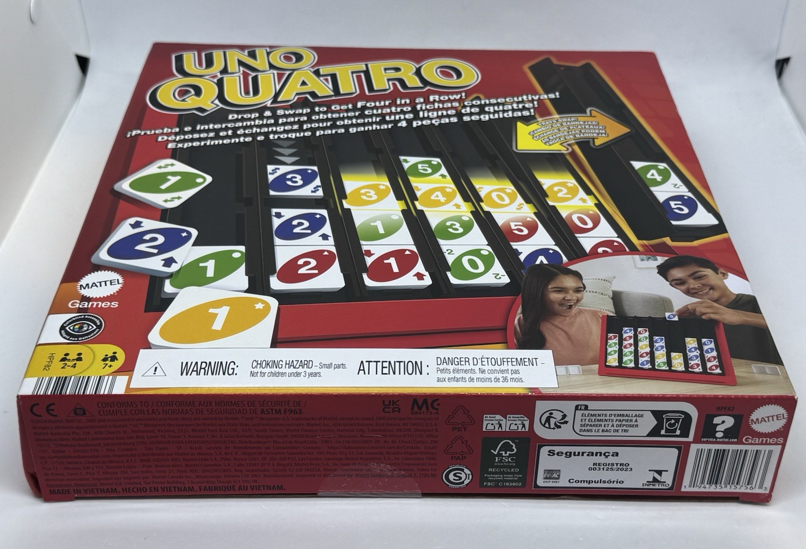 Mattel Games UNO Quatro Game with Colored Tiles & Plastic Grid for Family