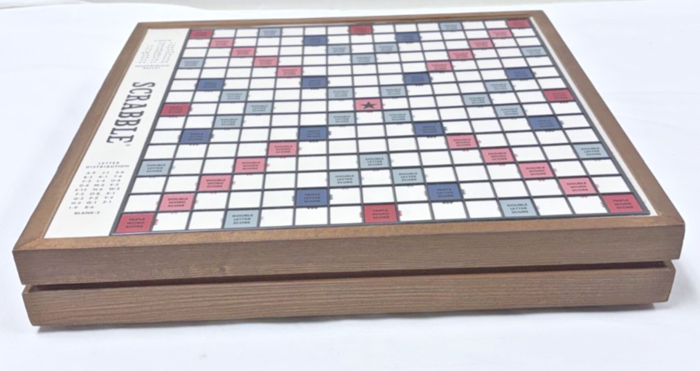 2019 WS GAME COMPANY DELUXE ED. SCRABBLE ROTATING WOOD COLLECTOR GAME SET EUC