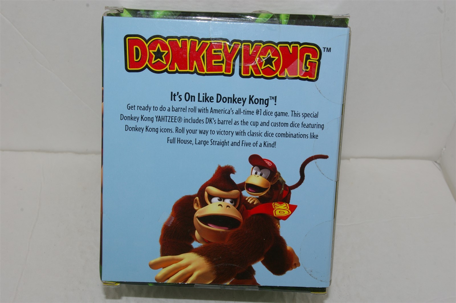 Donkey Kong Yahtzee Nintendo USAopoly Dice Game NEW SEALED!