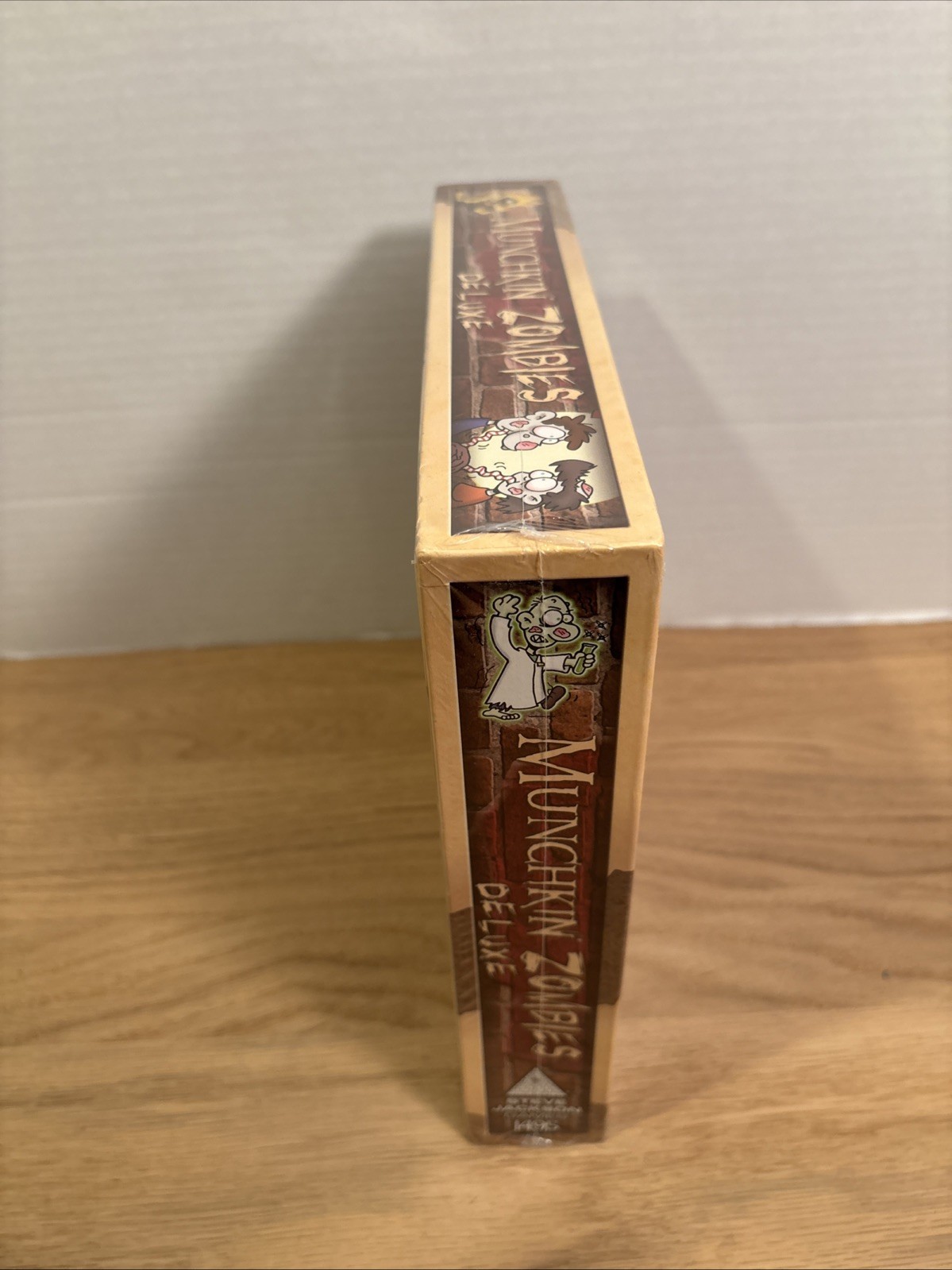 Munchkin Zombies Deluxe Board Game, The Walking Dead & Journals – Steve Jackson