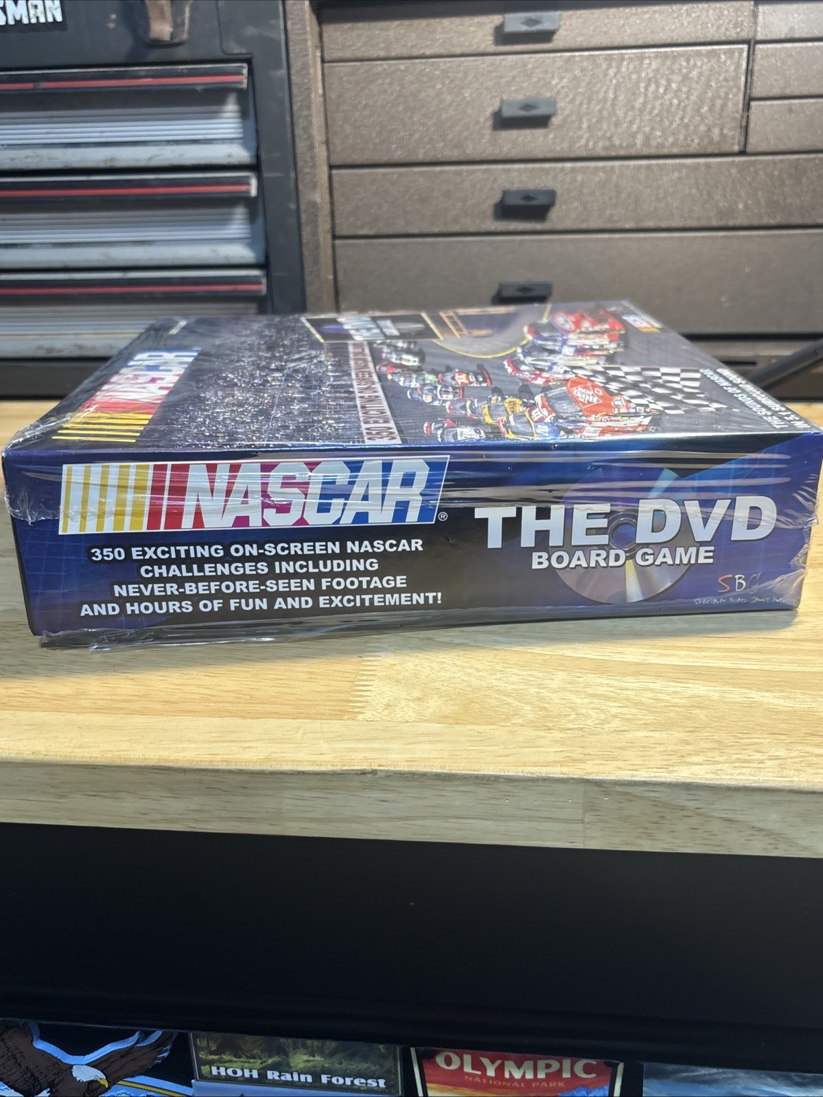 2005 NASCAR DVD Board Game. NIB
