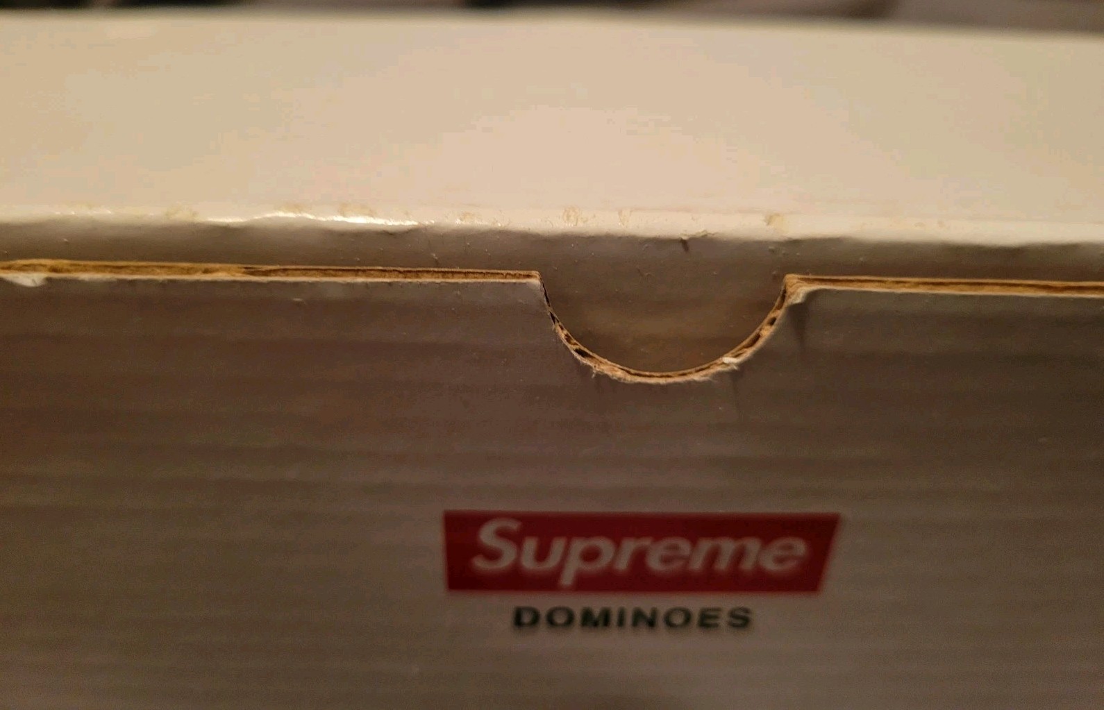 Supreme Aluminum 28 Piece Red Domino Set w/ Acrylic Case FW22 – New with Box