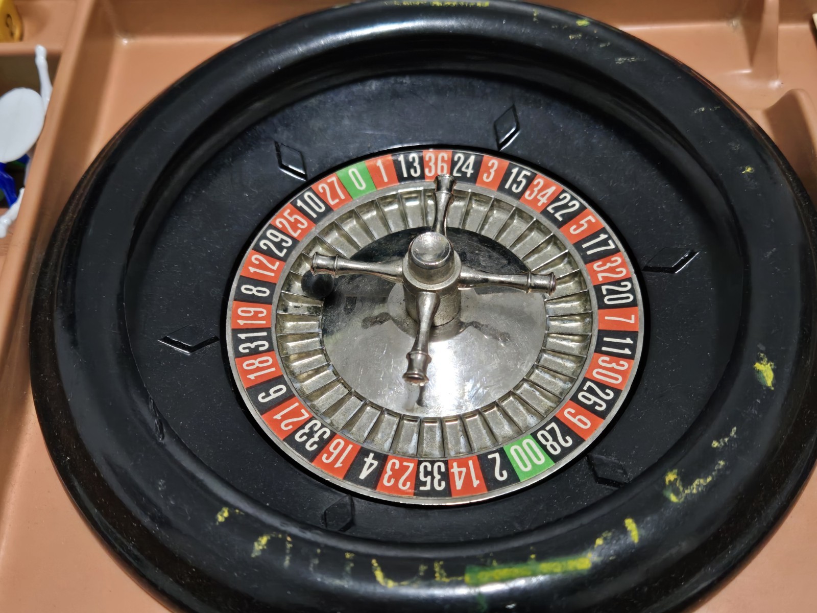 Vintage E.S. Lowe Multi Game Set In Briefcase Roulette, Horse Race, Cards, Dice