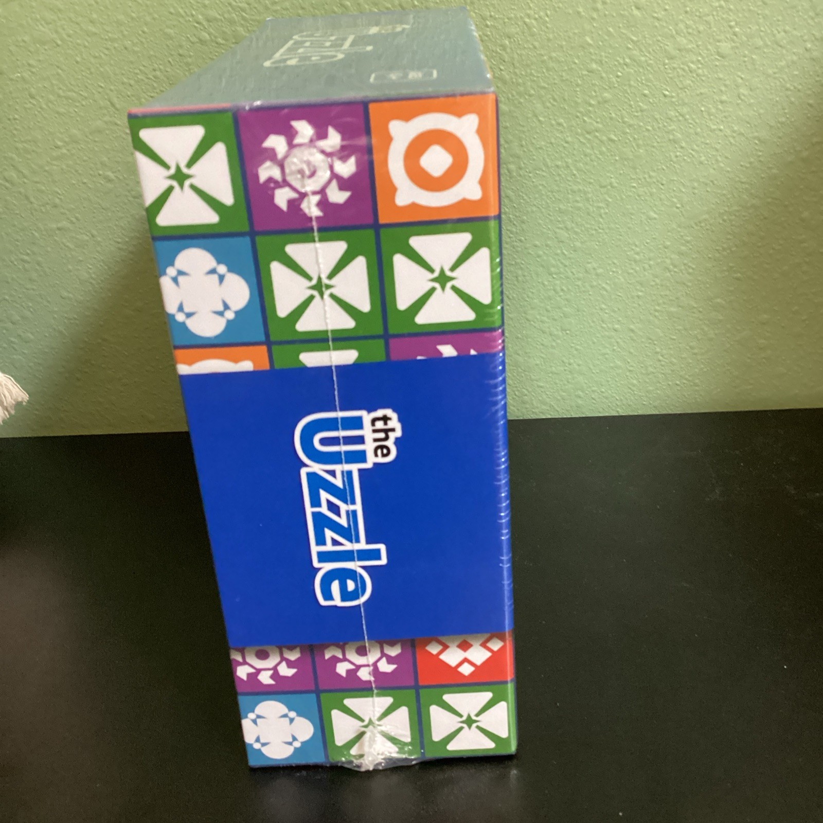 The Uzzle Board Game Family Game Puzzle for Children & Adults New Sealed