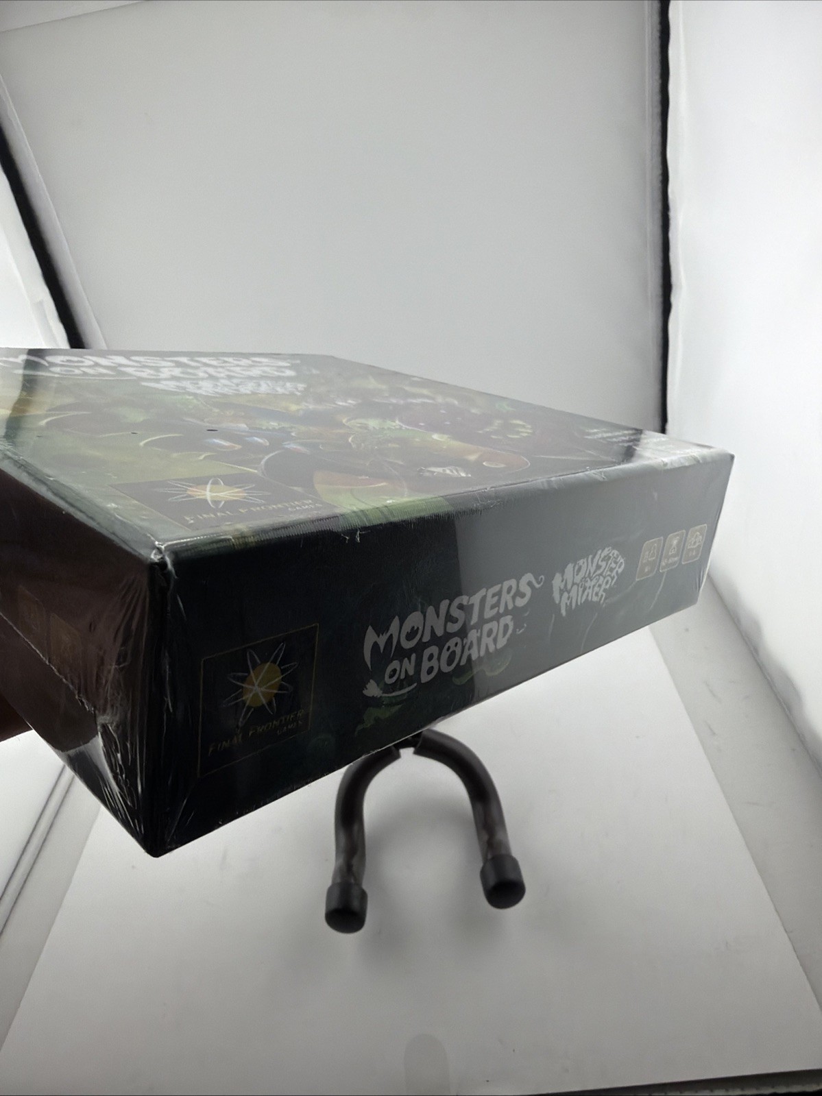 Final Frontier Board Games Monsters on Board – Monster Mixer Box SW (New)