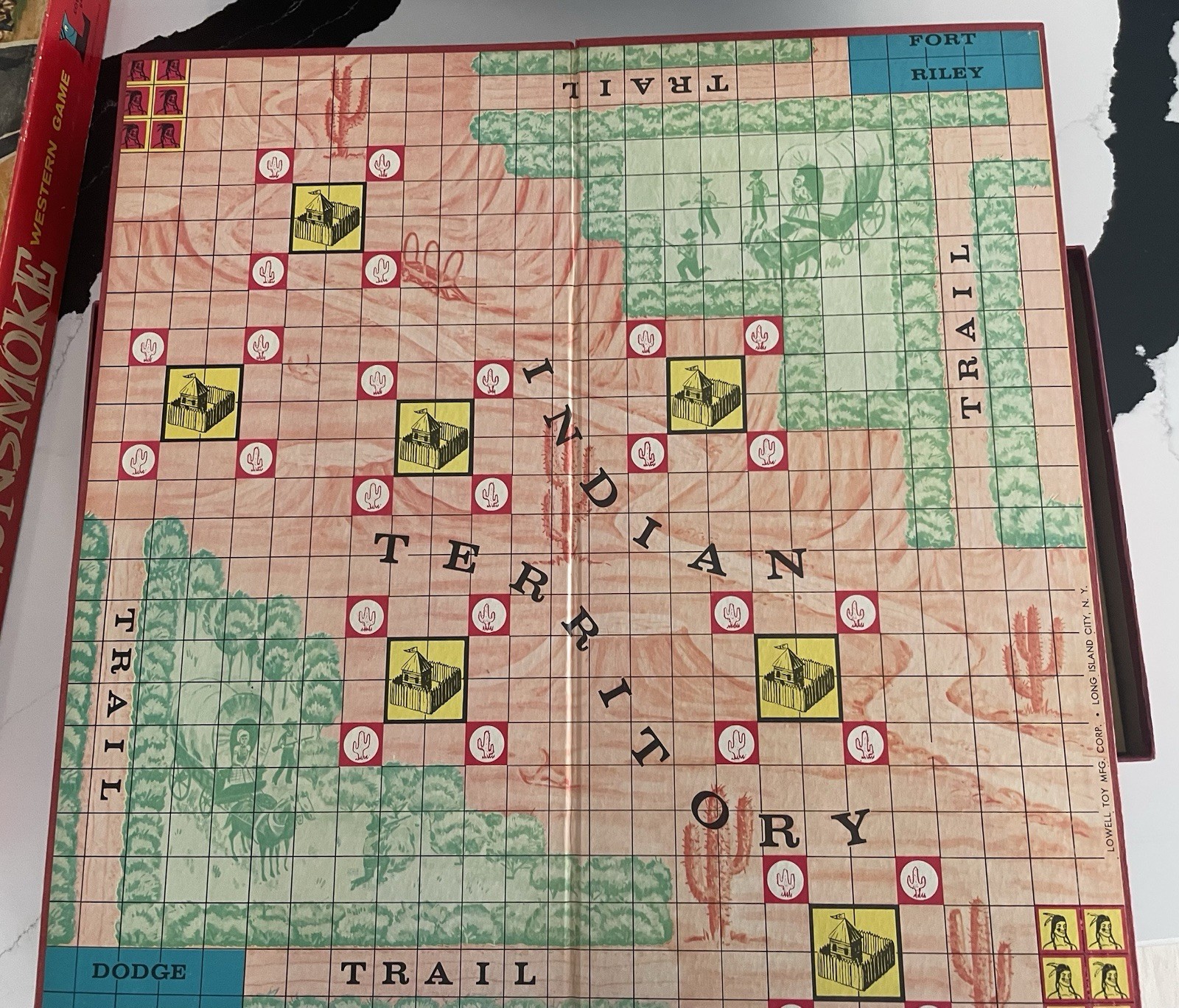 ~ Vintage Rare 1958 Gunsmoke Board Game #822 LOWELL Toy Mfg. Co. Matt Dillon ~