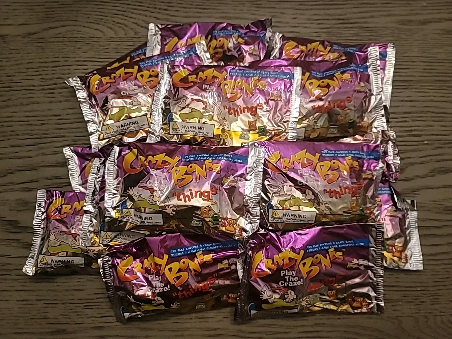 GoGo’s CRAZY BONES “RED THINGS” PRINTED PACK ☆ POSSIBLE ALIEN BONE Enclosed.?.?.