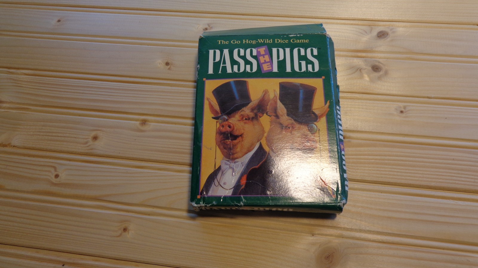 Vintage 1992 Milton Bradley Pass The Pigs Portable Travel Game