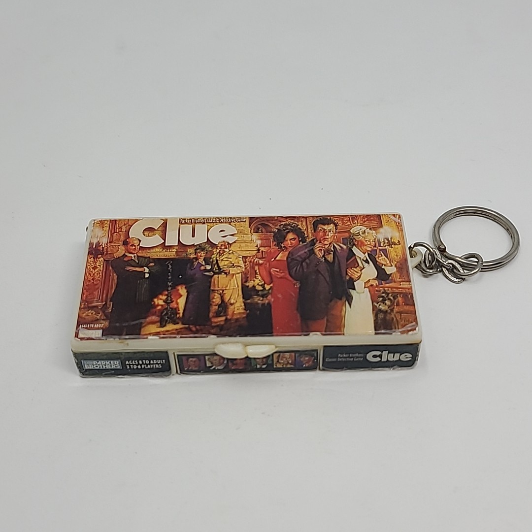 Vintage Clue Mini Travel Game Keychain Parker Brothers Hasbro 1998 Complete