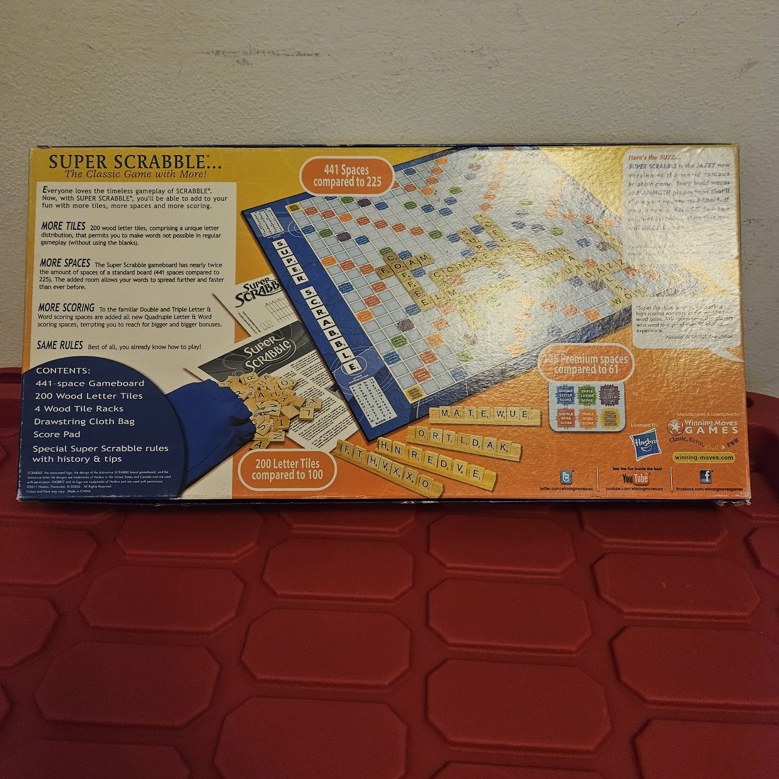 Super Scrabble Board Game – 2011 – 200 Tiles – (No Instructions)