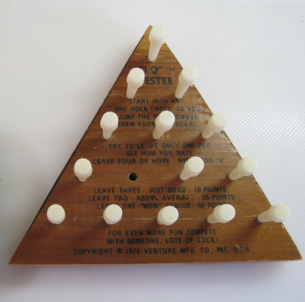 Vintage 1975 IQ Tester Wood Peg Board Game Brain Teaser Triangle Puzzle USA